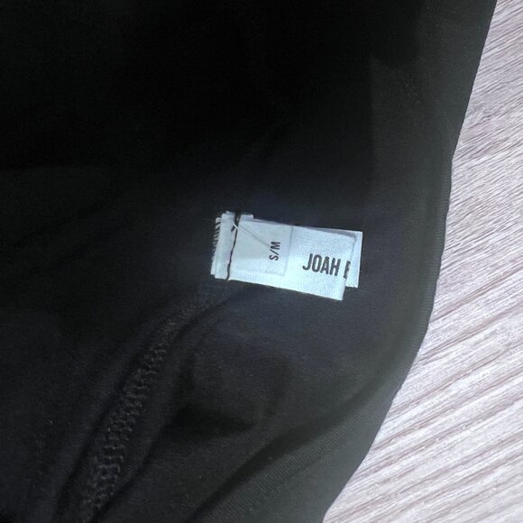 Joah Brown Open Neck Boatneck - Picture 4 of 4